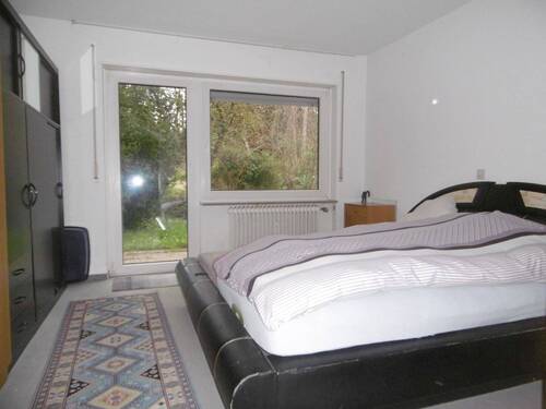 Schlafzimmer mit Terrasse EG (1).JPG - 