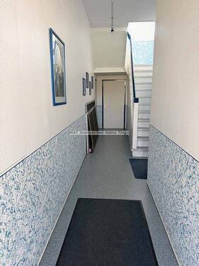 Eingang - Treppenhaus - 