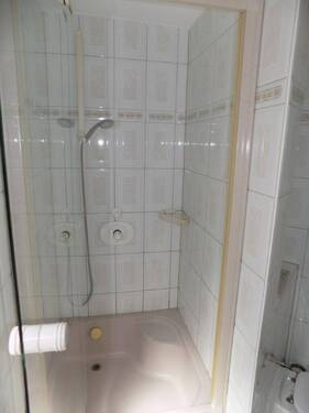 0505 Dusche.jpg - 
