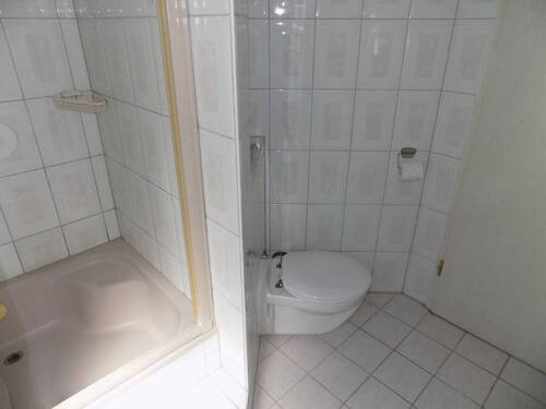 0507 Bad mit WC.jpg - 