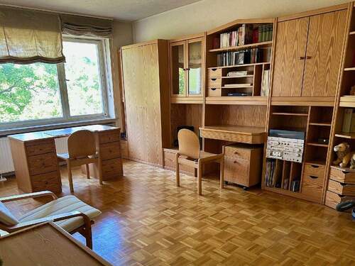 Kinder-/Arbeitszimmer - Etagenwohnung mit 122,00 m² in Düsseldorf zum Kaufen