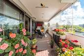 Verglaster Balkon - 