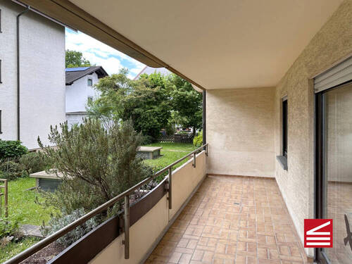 seitlicher Balkon - Etagenwohnung mit 107,00 m² in Baden-Baden zum Kaufen