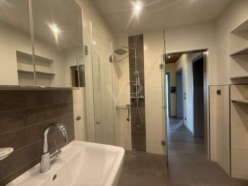 Bild 4 - Mehrfamilienhaus, Wohnhaus mit 120,00 m&sup2; in Coburg zum Kaufen