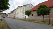 Saniertes Mehrfamilienhaus u.Nebengebäude - 