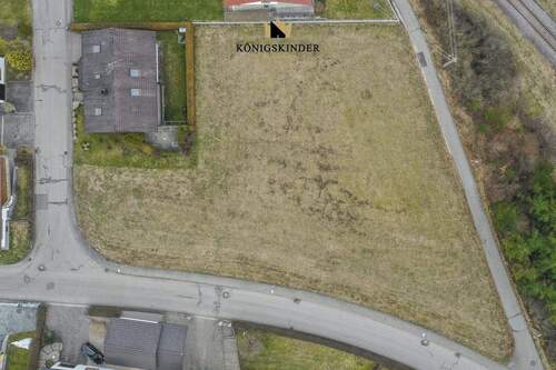 Bild 1 - Provisionsfrei mit Baugenehmigung! Großes Grundstück in bester Lage von Burladingen zu kaufen