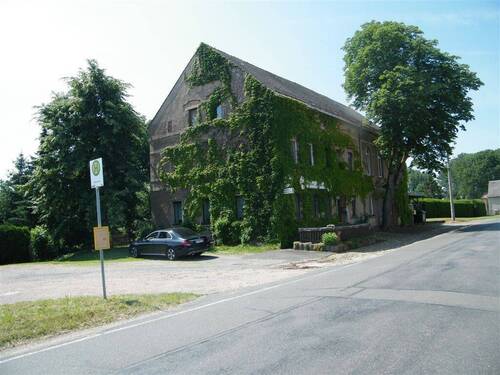 Außenansicht - 8 Zimmer Mehrfamilienhaus, Wohnhaus zum Kaufen in Ostrau