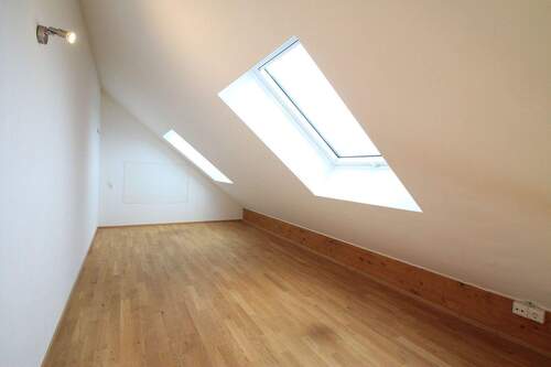 Galerie - Etagenwohnung mit 85,90 m&sup2; in Krumbach zur Miete