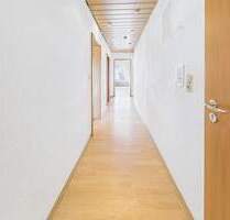 TOP-ANGEBOT: Gepfl. Wohnung mit Balkon und großem Garten - Mannheim / Rheinau