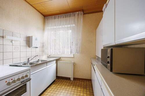 Küche - Einfamilienhaus mit 100,00 m&sup2; in Backnang zum Kaufen