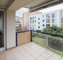 Großzügige 3-Zimmer Wohnung mit zwei Balkonen und einer Garage in ruhiger Lage von Bad Cannstatt - Stuttgart