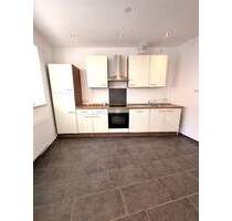 Frei ab sofort Renovierte 3-Zimmerwohnung im Erdgeschoss mit Einbauküche Gäste-WC - Kordel