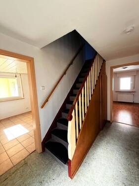 Flur Altbau EG - 