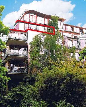 Blick auf die Wohnung - Lichtdurchflutete, vermietete Eigentumswohnung im 5. OG mit Weitblick zum Preußenpark