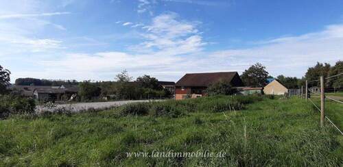 Reitplatz.02.jpg - 7 Zimmer Bauernhaus, Landhaus zum Kaufen in Gerabronn