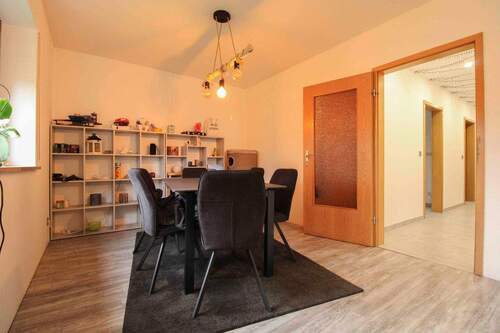 Essbereich EG - Mehrfamilienhaus, Wohnhaus mit 321,00 m&sup2; in Lonnerstadt zum Kaufen