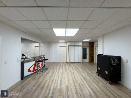 Empfang - 7 Zimmer Büro in Limburg