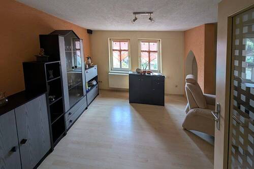 Wohnzimmer - Mehrfamilienhaus, Wohnhaus mit 230,00 m² in Vacha zum Kaufen