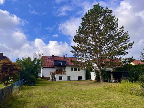 Blick vom großen Garten - Freistehendes Haus mit 1.300m² einzigartigem Grundstück in bester Lage in Dreieich-Götzenhain