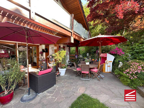 seitlicher Terrassenbereich II - 