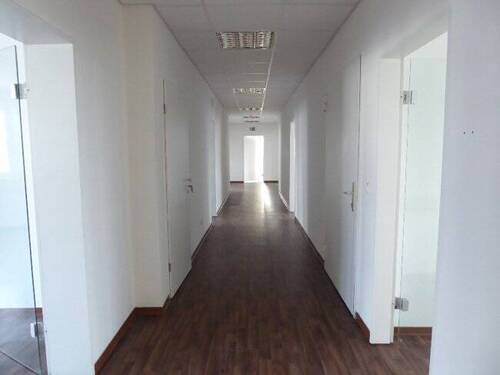 Flur - Büro mit 279,30 m² in Potsdam zur Miete