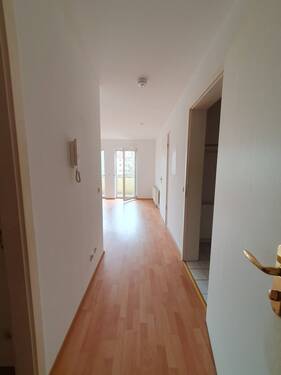 Flur - 2 Zimmer Etagenwohnung in Gera