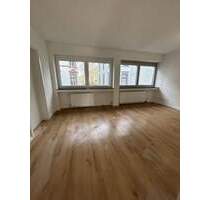Exklusives Wohnen in der Trierer Innenstadt - kernsanierte 3-Zimmer-Wohnung mit Balkon & Stellplatz