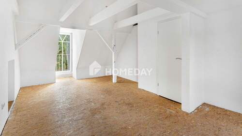 1. OG Schlafzimmer 1 - 