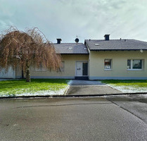 Helles Erdgeschoss-Juwel - frisch saniert mit großem Balkon und fantastischem Ausblick - Balve