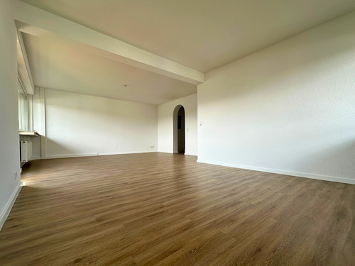 Wohnzimmer - 3 Zimmer Etagenwohnung in Balve