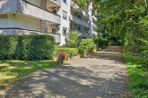 Hausansicht und Zugang - 