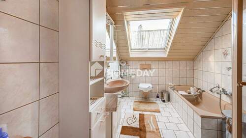 1. OG Badezimmer 1 - 