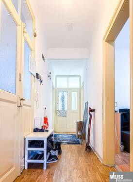 Flur - 3 Zimmer Etagenwohnung in Würzburg