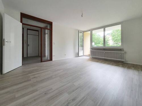 Wohnzimmer - 500€ Gutschein* zum Einzug - schicke 3-Zimmer-Wohnung mit Balkon *Werdohl-Riesei*