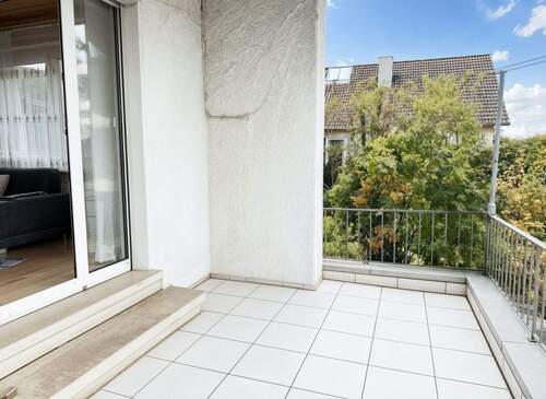 Balkon - (KI generiert) - 