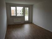 Wohnzimmer - 4 Zimmer Etagenwohnung zur Miete in Bergen auf Rügen