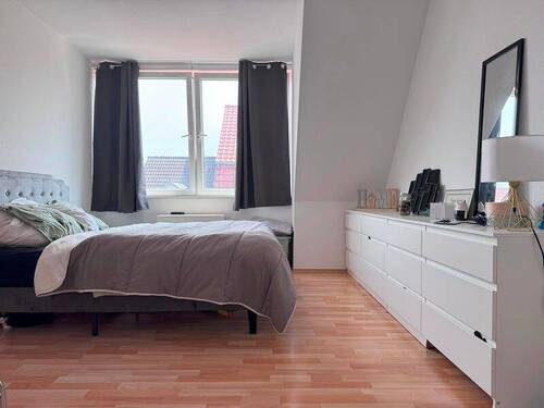 Zimmer - Etagenwohnung mit 86,10 m² in Schwerin zur Miete