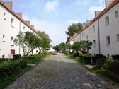 Straßenansicht - 2 Raum Wohnung sucht neue Mieter...