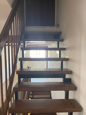Treppe zum Dachboden - 