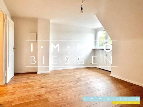 Zimmer 1/3 - 3 Zimmer Etagenwohnung zur Miete in Mülheim