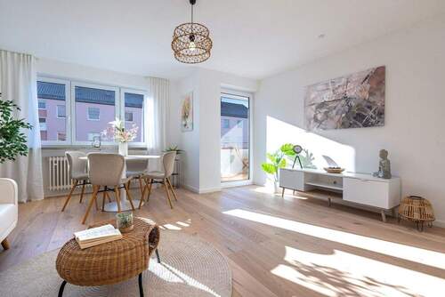 Wohnzimmer - Bild 2 - 4 Zimmer Etagenwohnung zum Kaufen in Königsbrunn