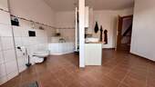 Badezimmer OG Dusche & Wanne - 7 Zimmer Einfamilienhaus in Wolfhagen