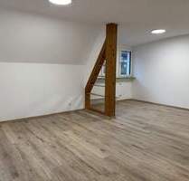 3 Zimmer 1. OG Wohnung, Einbauküche, Terrasse und Garten - Egloffstein