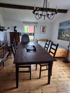 PHOTO-2025-12-06-05-20-32.jpeg - 