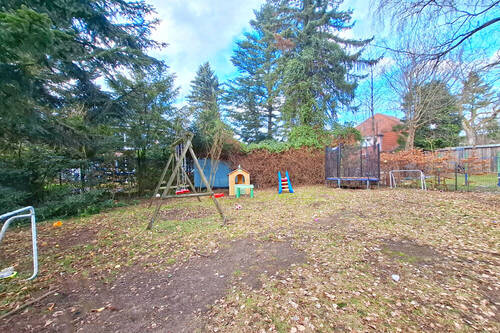 Gemeinschaftsgarten - Etagenwohnung mit 86,00 m&sup2; in Hamburg zur Miete