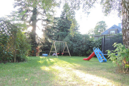 Gemeinschaftsgarten im Sommer - 