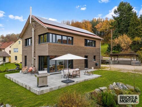 Außenansicht 1 - 4 Zimmer Einfamilienhaus zum Kaufen in Zusmarshausen / Wörleschwang