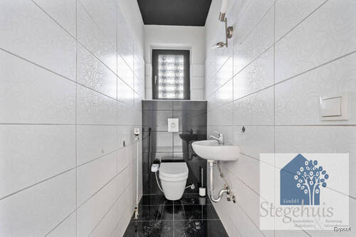 Gäste WC - 6 Zimmer Einfamilienhaus in Bad Bentheim