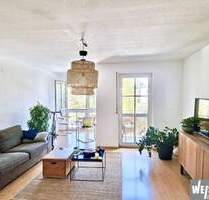 Zentrale 2 Zimmer-Wohnung mit Loggia und Tiefgaragen-Stellplatz - Würzburg Sanderau