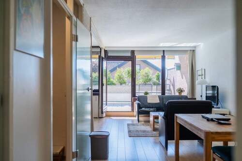 Blick durchs Wohnzimmer - 2 Zimmer Etagenwohnung zum Kaufen in Goch